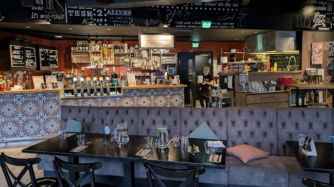 Public House Huurre - Tampere