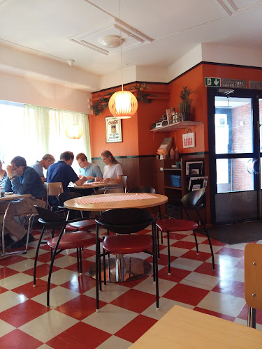 http://www.pizzalaguuni.fi/