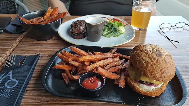 Jalo kitchen & lounge