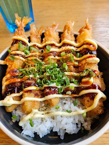 Kauppakeskuksen sisäpiha, Tunnelitie 4, 02700 Kauniainen