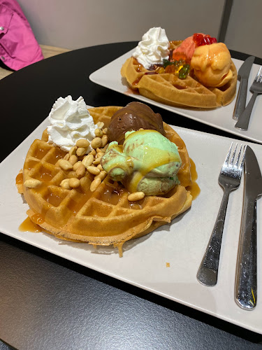 Comentarii opinii despre AmoreMio