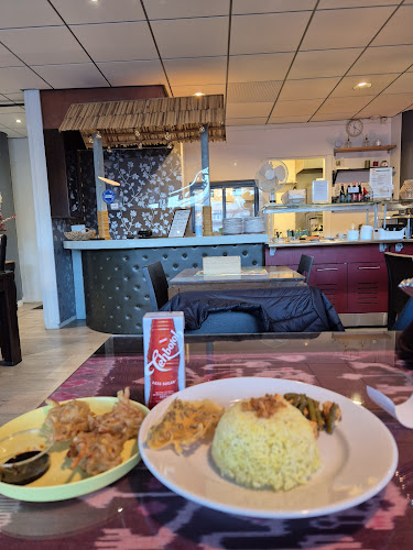 Pawon Lawu - Ravintola-ala