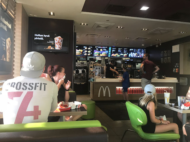 https://www.mcdonalds.com/fi/fi-fi/location/vantaa/vantaa-tuupakka/102.html