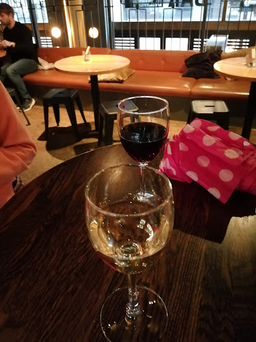 Opinii despre Ravintola Teerenpeli în Helsinki - Ravintola-ala