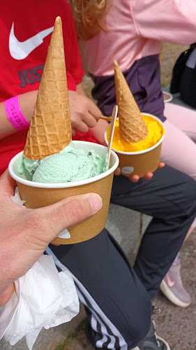 Helsingin jäätelötehdas, Kaivopuiston jäätelökioski - Helsinki