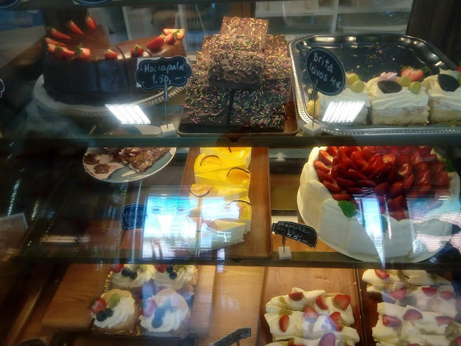 Comentarii opinii despre Leipomo-konditoria KakkuAnne