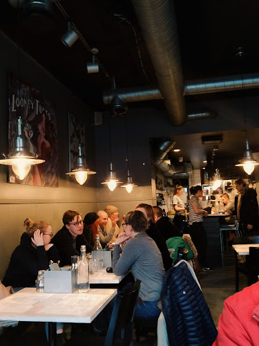 Comentarii opinii despre Skiffer Erottaja