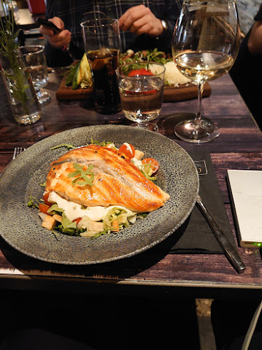Ristorante E’Milano Open Times