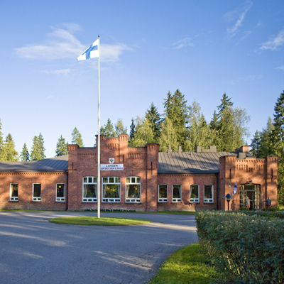 Lahden Upseerikerho - Lahti