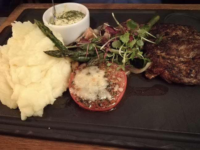 Opinii despre Ravintola Kissanviikset în Jyväskylä - Ravintola-ala