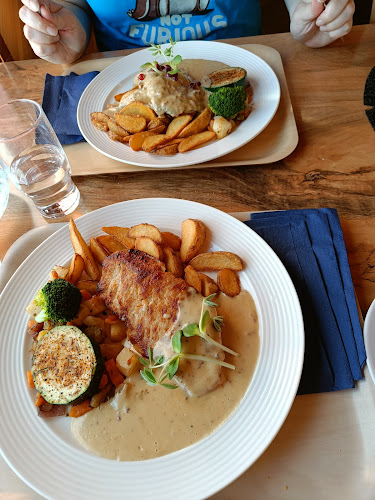 Kaunispään Huippu - Ravintola-ala