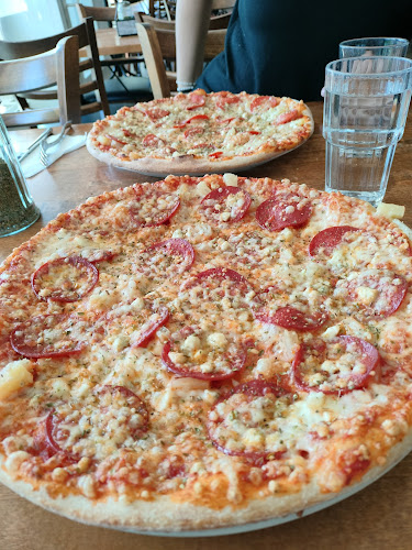 Pizza Express & Cafe - Ravintola-ala