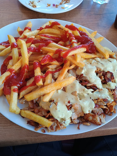 Opinii despre Leppavaaran Pizzapalvelu în Espoo - Ravintola-ala