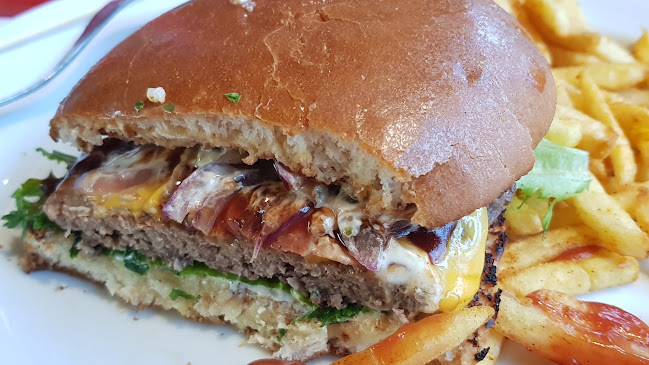 Opinii despre Pizzeria Ella în Oulu - Ravintola-ala