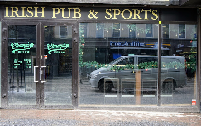 Comentarii opinii despre Champs Irish Pub & Sports