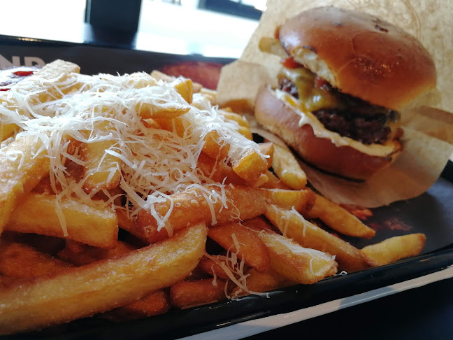 Social Burgerjoint Open Times