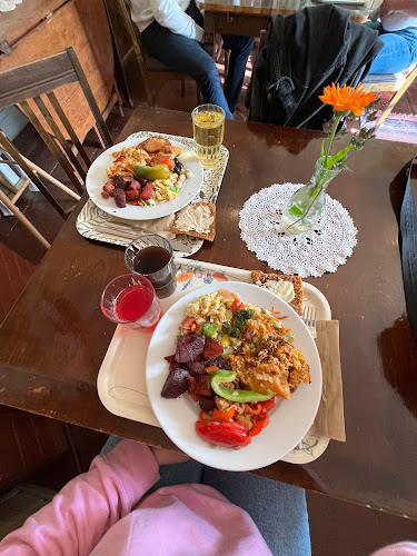 Frantsilan Kehäkukka - Ravintola-ala