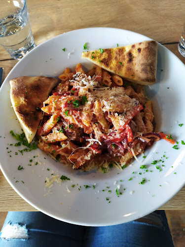 Comentarii opinii despre La Bella Trattoria