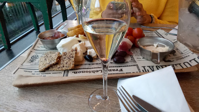 Opinii despre Kiila Food & Bar în Helsinki - Ravintola-ala