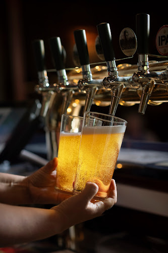 Public Corner Pasaati, Kotka - Ravintola-ala