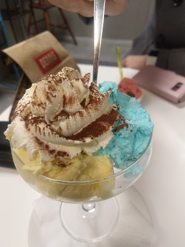 Comentarii opinii despre Pizzeria 450°C & Gelateria Nuvole