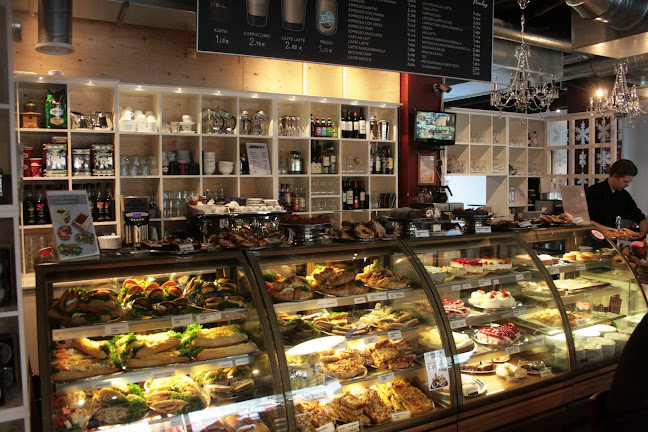 Petras Cafe