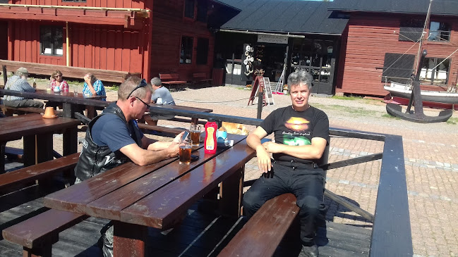 Kahvila-Ravintola Laivasilta