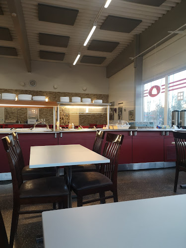 Kahvila-Ravintola Ezzo - Ravintola-ala