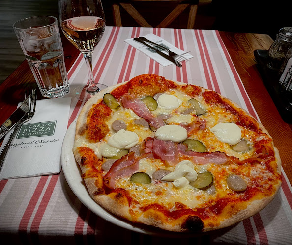 Classic Pizza Restaurant