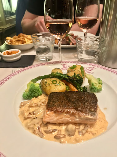 https://www.raflaamo.fi/fi/ravintola/helsinki/kappeli