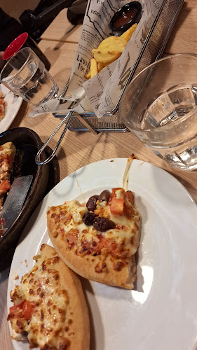 Comentarii opinii despre Pizza Hut Jukola