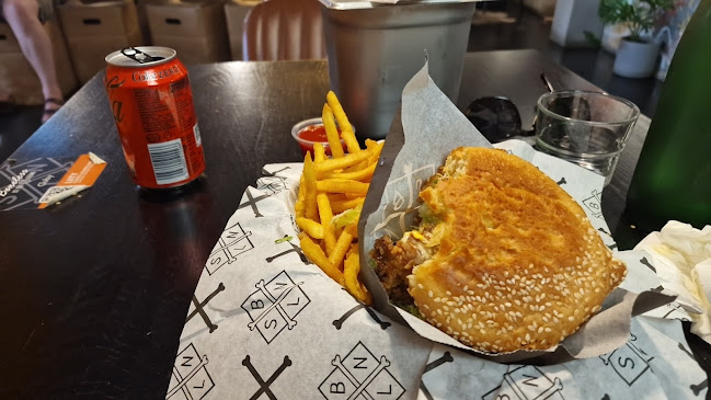 Boneless Ullanlinna - Ravintola-ala