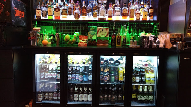 Comentarii opinii despre On the Rocks