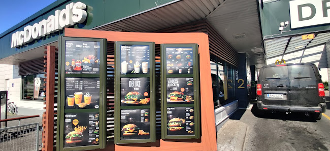 Comments and reviews of McDonald's Turku Satashell
