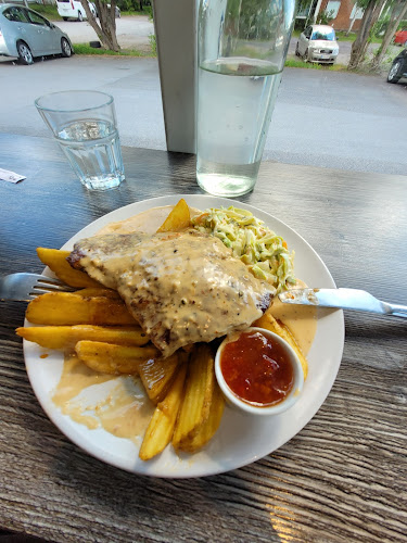 Comentarii opinii despre Aito Grilli