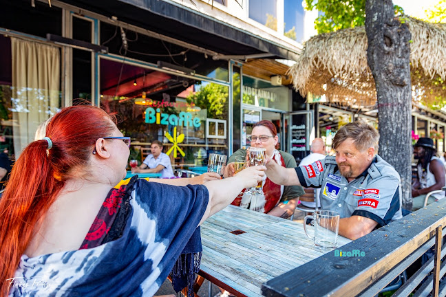 Comentarii opinii despre Bizarre