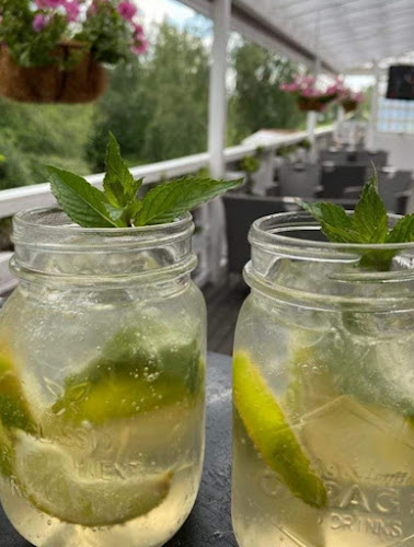 Kruuna ja Klaava - Akaa