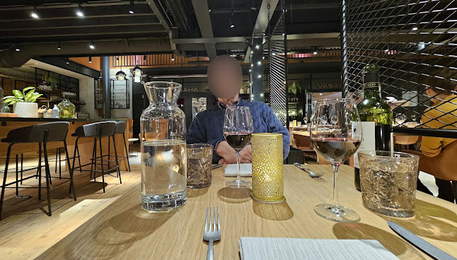 The Social Bar & Bistro - Ravintola-ala