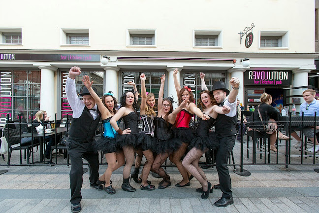 Revolution - Ravintola-ala