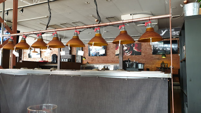 Comentarii opinii despre Holy Smoke