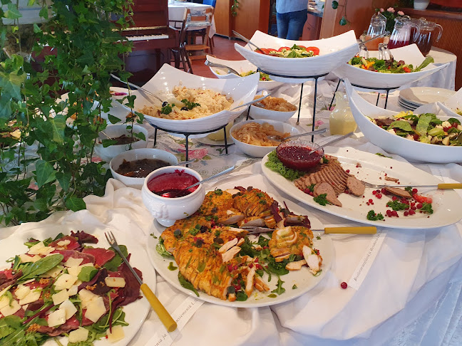 Café & Restaurant Vesilinna - Ravintola-ala