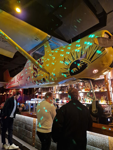 Opinii despre Gate A21 în Helsinki - Ravintola-ala