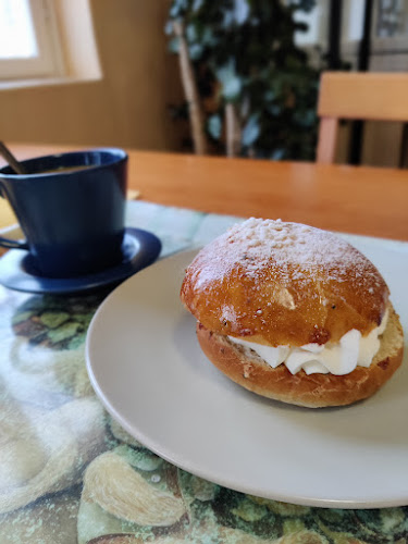 Comentarii opinii despre Kultainen Tuoksu