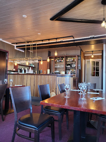 Sauraha - Ravintola-ala