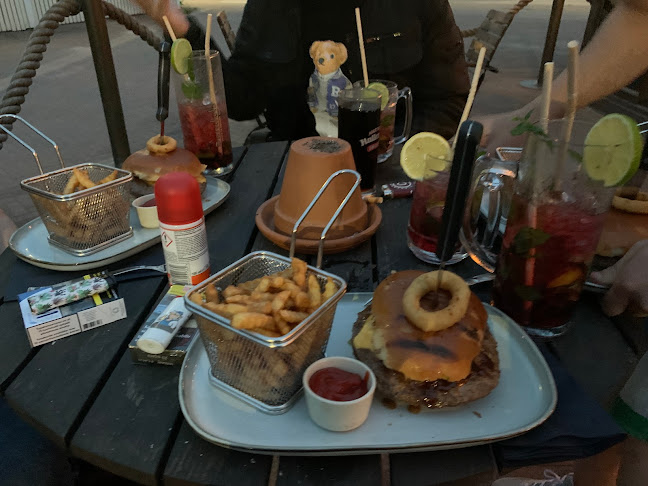 Opinii despre Pireus în Parainen - Ravintola-ala