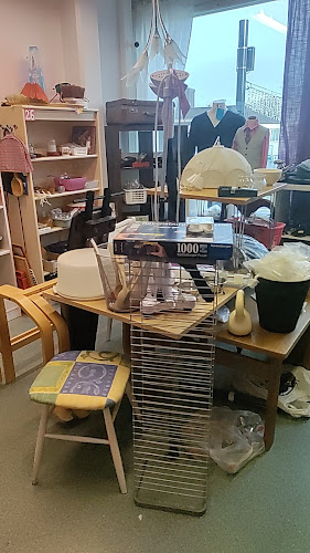 Opinii despre Pinkki Taivas Putiikki Kirpputori în Kuusamo - Ravintola-ala