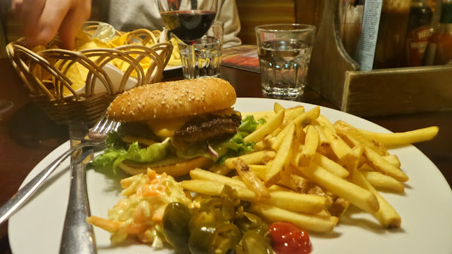 Opinii despre Dillo în Espoo - Ravintola-ala