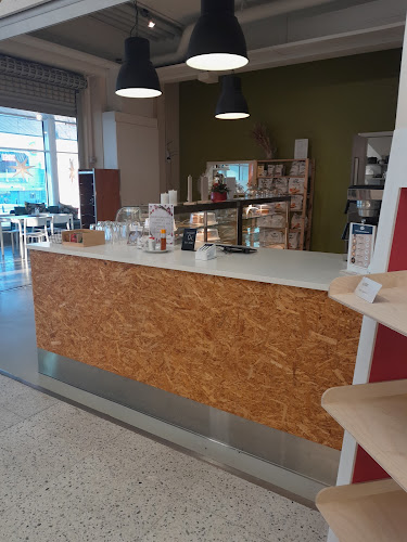 Opinii despre Kahvila Helmi în Alajärvi - Ravintola-ala