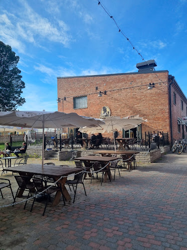 Café Patruuna Oy - Ravintola-ala