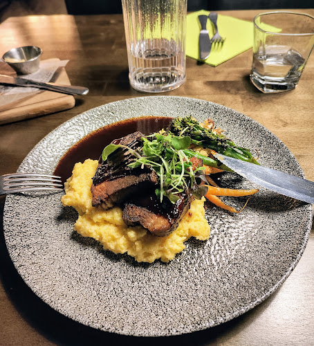 Angus Steak & Wine - Ravintola-ala